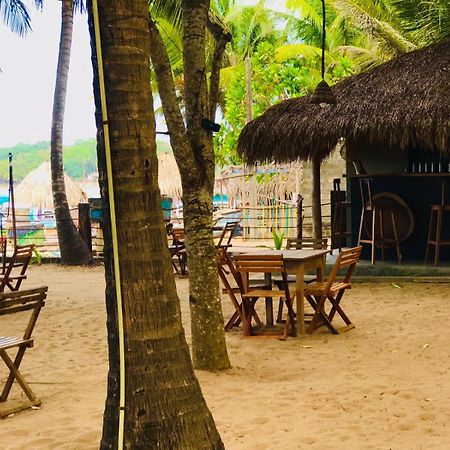 Atteriya Chill Hotel Arugam Bay Buitenkant foto