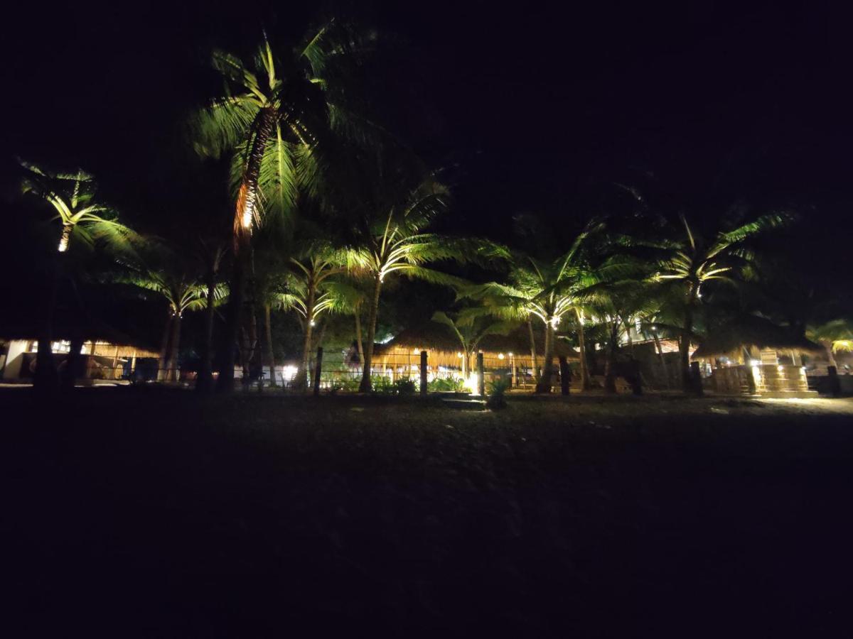 Atteriya Chill Hotel Arugam Bay Buitenkant foto